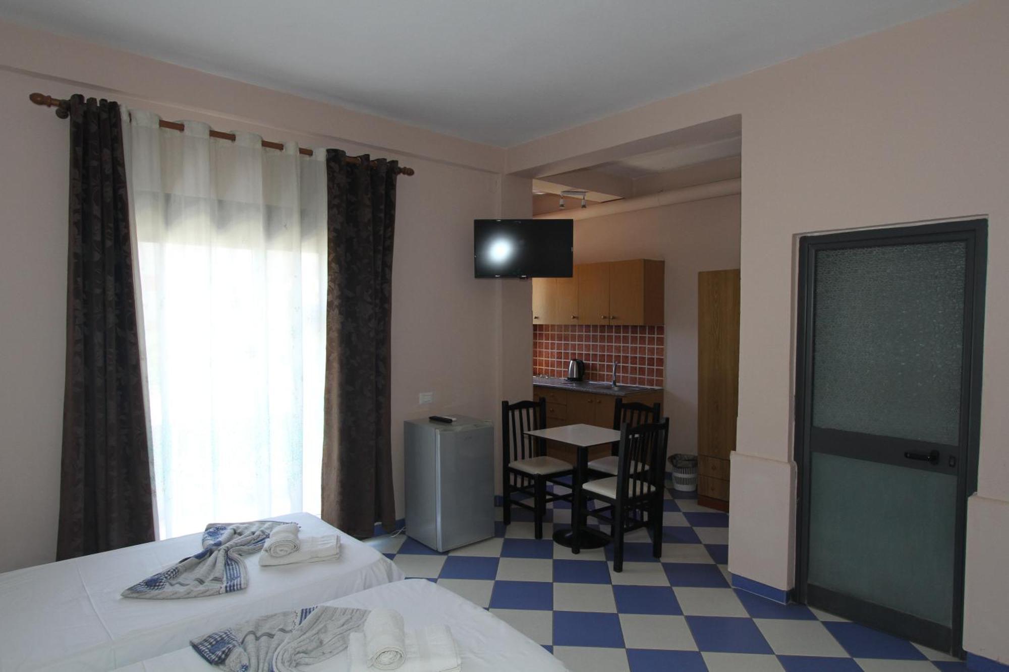 Kompleksi Eli Guest House Durres Exterior photo